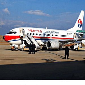 兰州中川航空货运航空快运业稳步发展的原因是什么？